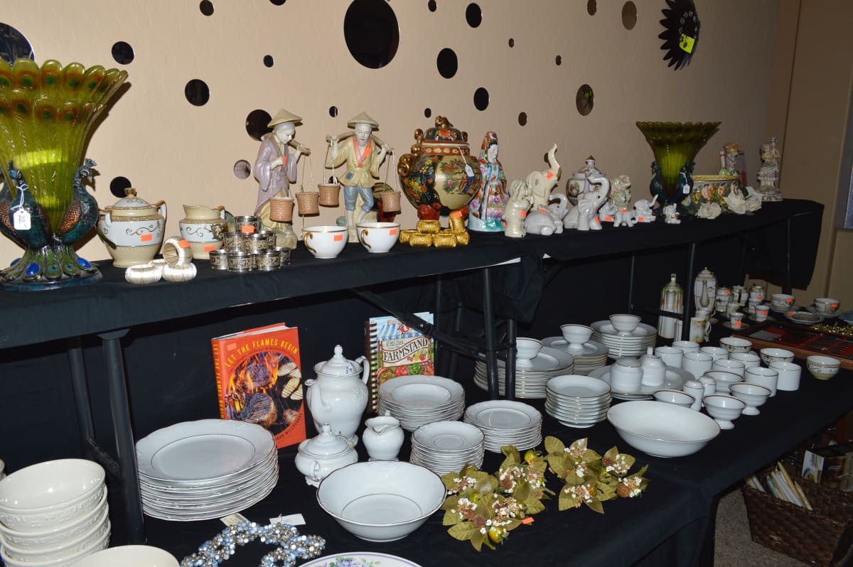 oriental-items-with-white-serving-pieces