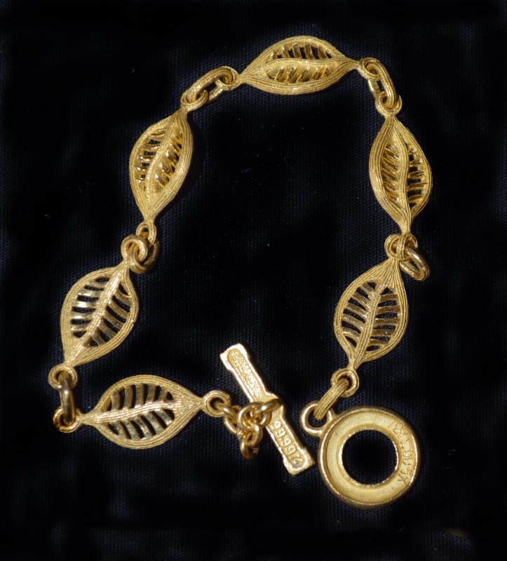 24k-gold-bracelet